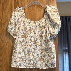 Floral cropped top